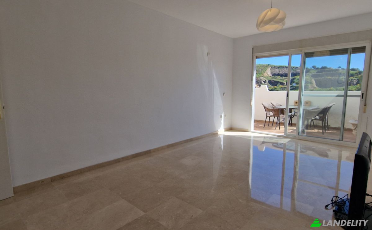 Apartment for Sale C Jose Orbaneja, Calahonda, Sitio de Calahonda, Malaga, Andalusia, Spain. Photo 9