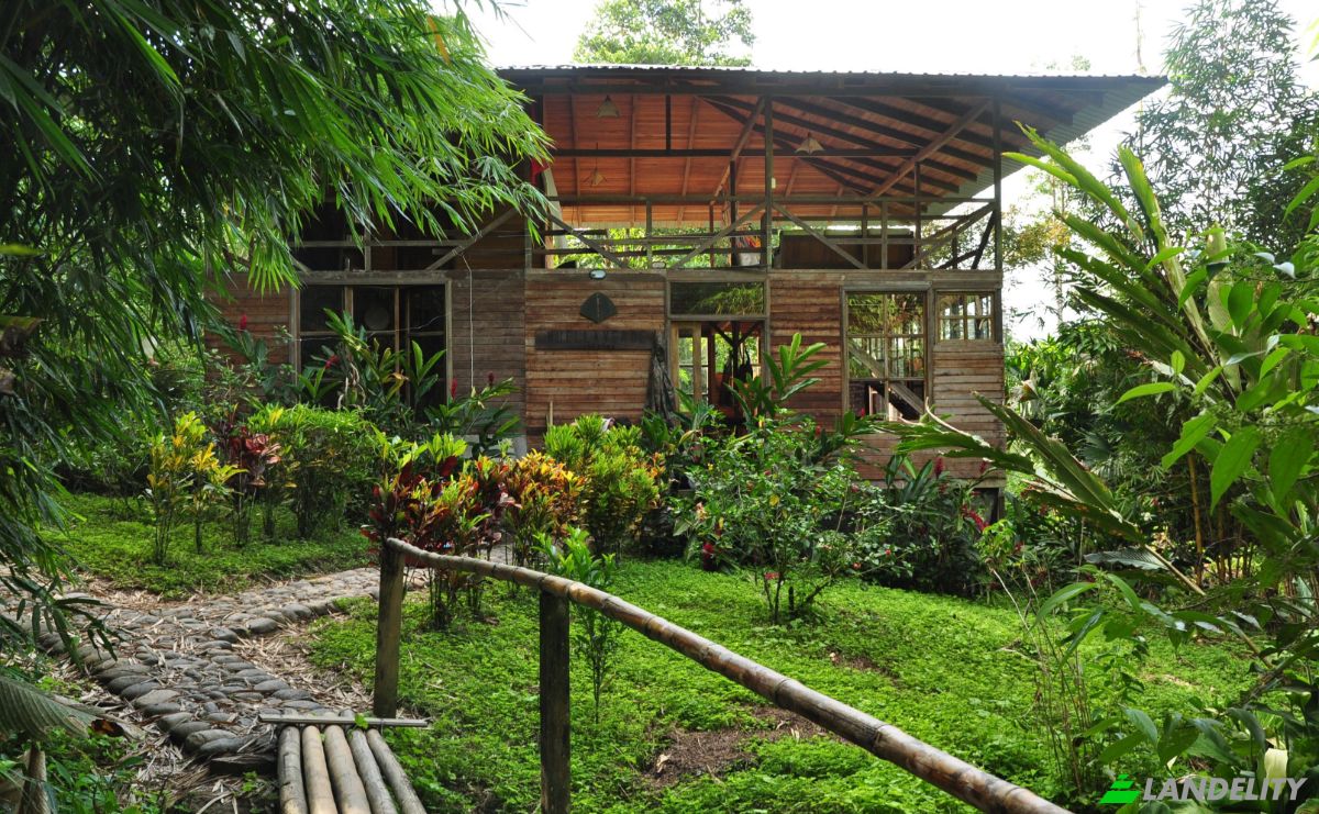 Farm/Ranch for Sale Via Sin Nombre, Canelos, Pastaza Canton, Pastaza, Ecuador. Photo 6