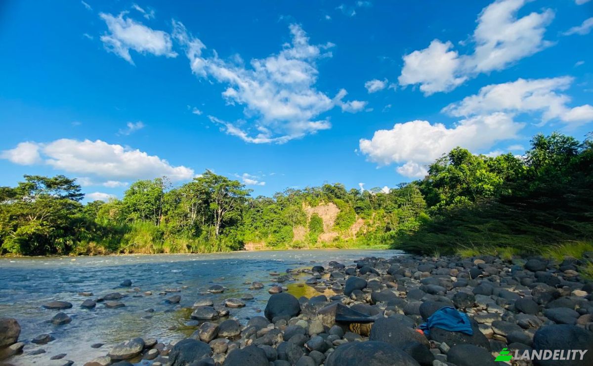 Farm/Ranch for Sale Via Sin Nombre, Canelos, Pastaza Canton, Pastaza, Ecuador. Photo 8