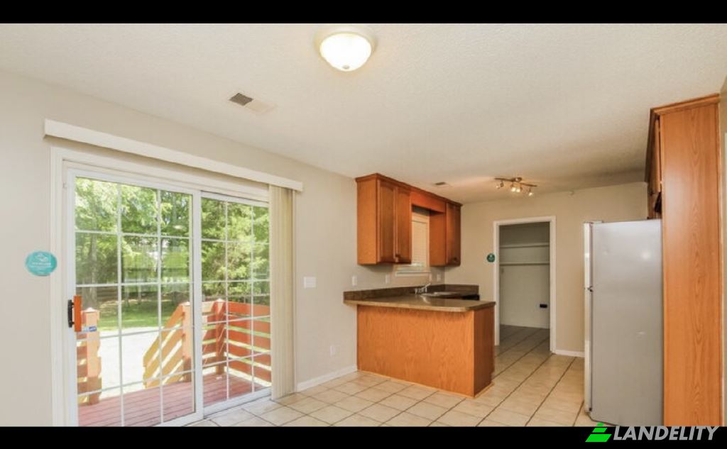 Single Family Home for Rent Roberta Rd, Concord, Cabarrus County, North Carolina, United States, NC 28027, USA. Photo 5