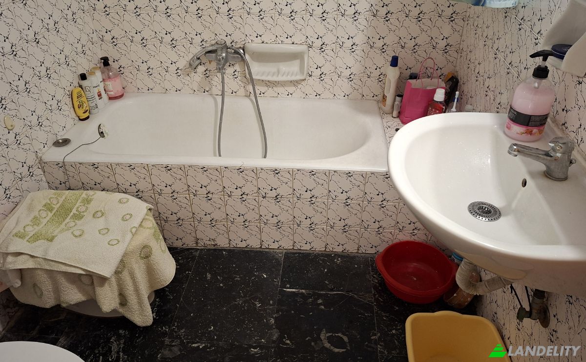 Single Family Home for Sale Isminis 23, Athina 104 44, Athens, Attica, Decentralized Administration of Attica, Greece. Photo 11