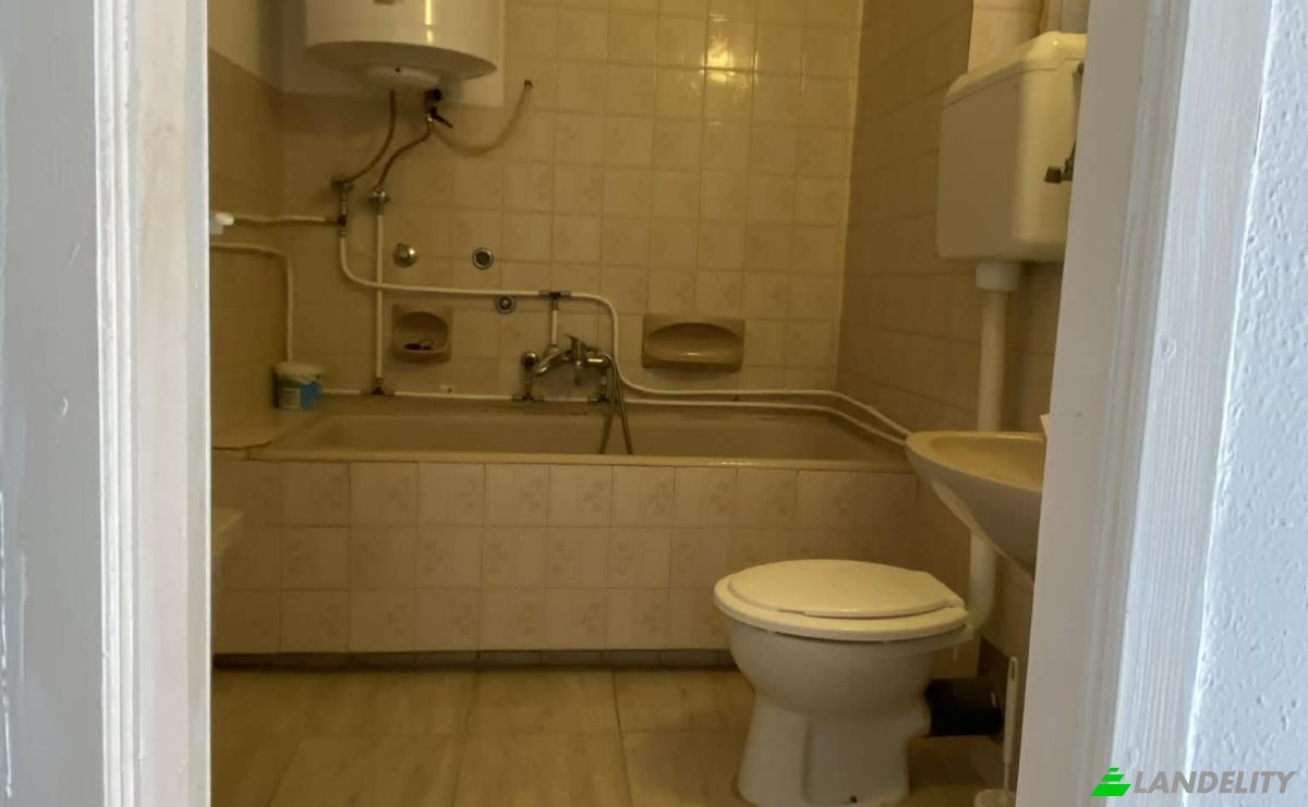 Single Family Home for Sale Tokaj, Tokaj District, Borsod-Abauj-Zemplen, Hungary, Szechenyi stny 13, 3910 Hungary. Photo 4