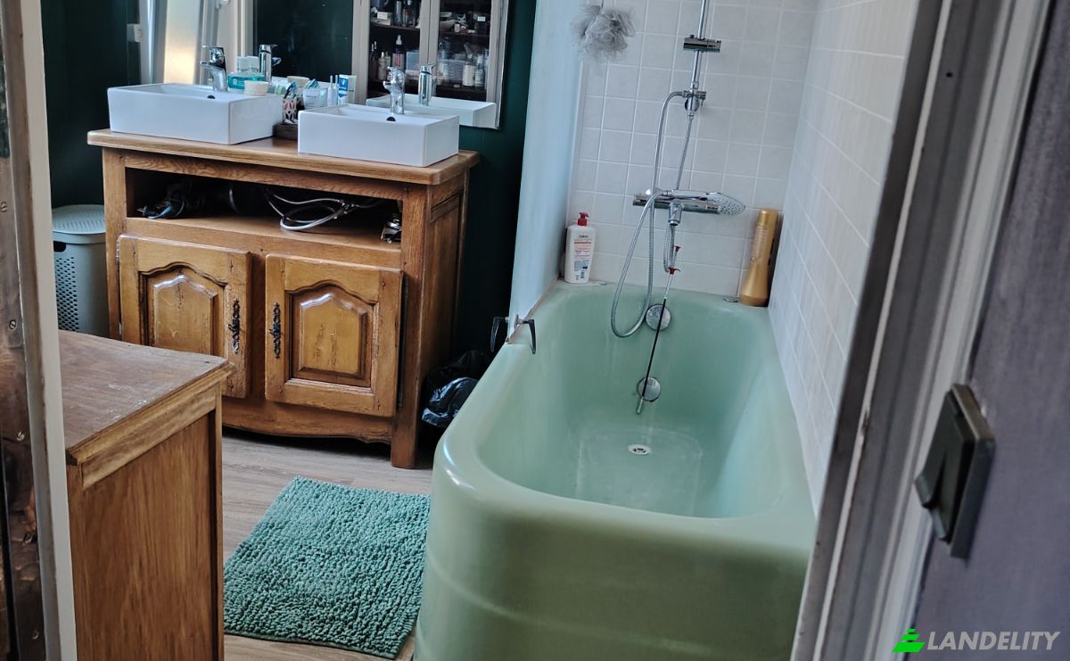 Villa for Sale 13 Rue de Bossang, 95270 Noisy-sur-Oise, Noisy-sur-Oise, Val-dOise, Ile-de-France, France. Photo 13