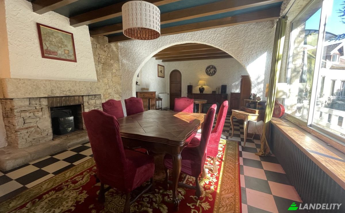 Villa for Sale 13 Rue de Bossang, 95270 Noisy-sur-Oise, Noisy-sur-Oise, Val-dOise, Ile-de-France, France. Photo 4