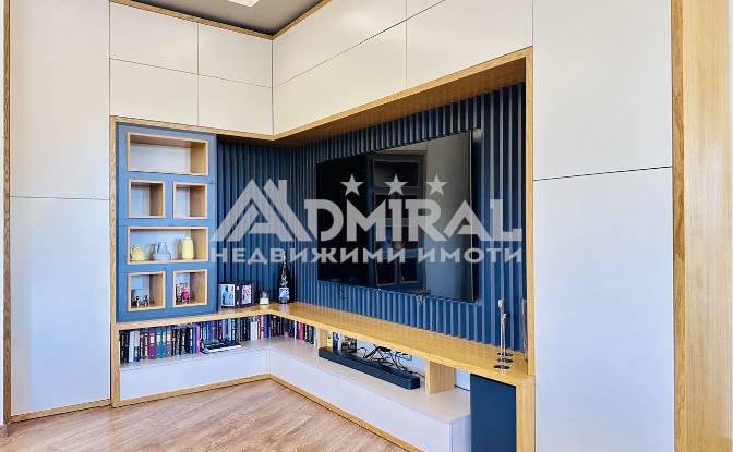 Single Family Home for Sale 8253. Photo#4