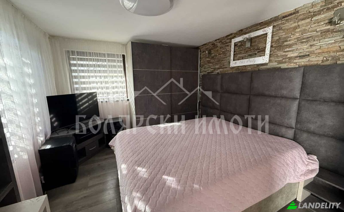 Townhouse for Sale gk Varusha, north, ul Panayot Tipografov 52, 5000 Veliko Tarnovo, Veliko Tarnovo, Veliko Tarnovo Municipality, Veliko Tarnovo Province, Bulgaria. Photo 17