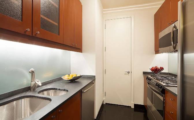 Condo for Sale 204 W 55th St, New York. Photo#4 Condo for Sale 204 W 55th St, New York. Photo#4