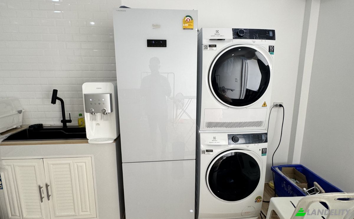 Townhouse for Sale 53 16 Soi Sukniran 5, Tambon Wichit, Amphoe Mueang Phuket, Chang Wat Phuket 83000, Wichit, Mueang Phuket District, Phuket, Thailand. Photo 11