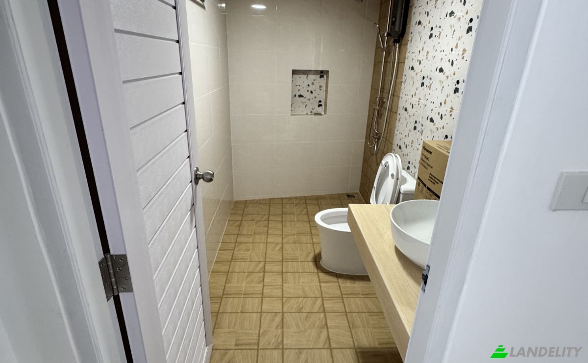 Townhouse for Sale 53 16 Soi Sukniran 5, Tambon Wichit, Amphoe Mueang Phuket, Chang Wat Phuket 83000, Wichit, Mueang Phuket District, Phuket, Thailand. Photo 18