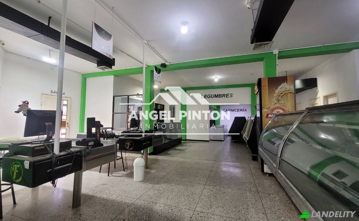 Commercial Building for Sale Maracaibo 4001, Maracaibo, Zulia, Venezuela. Photo 1