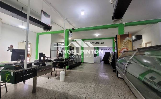 Commercial Building for Sale - Maracaibo, Venezuela