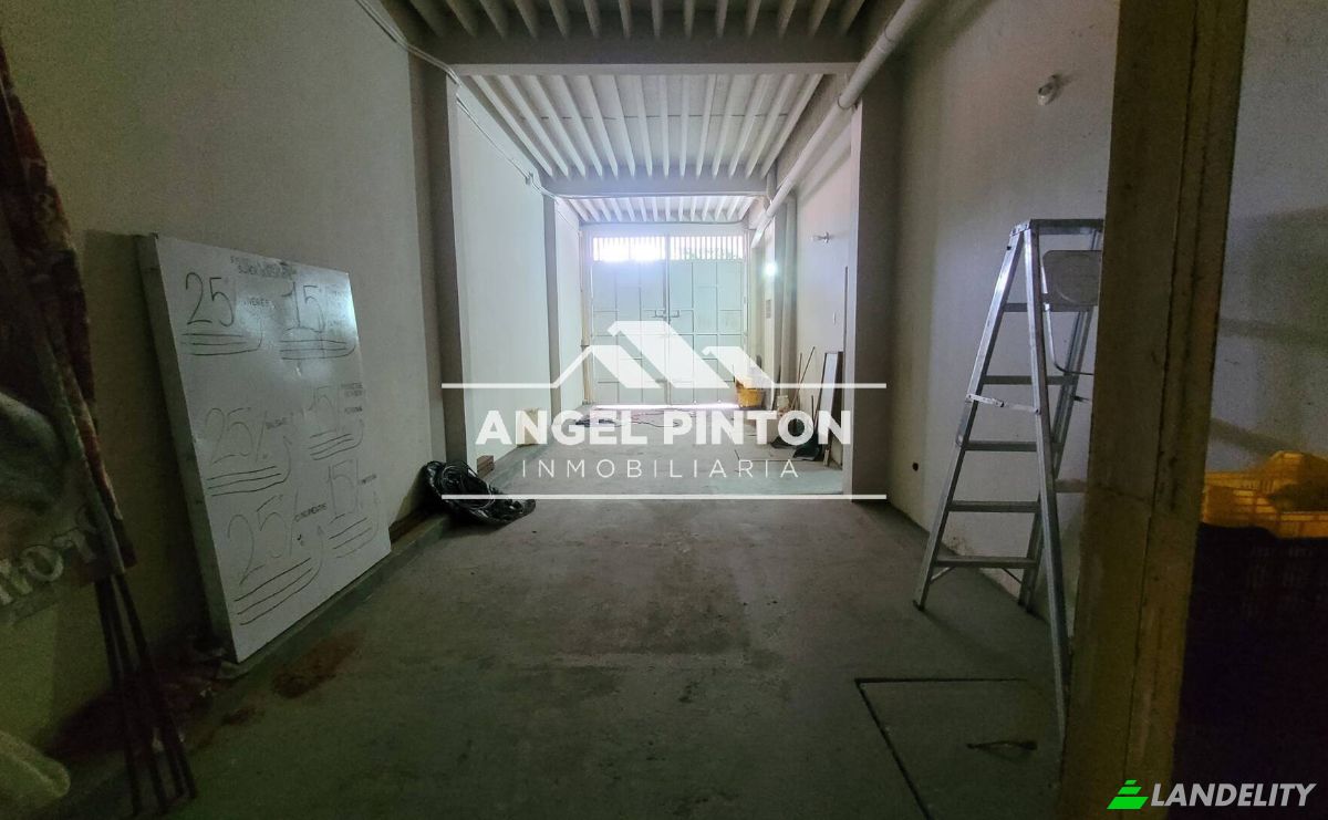 Commercial Building for Sale Maracaibo 4001, Maracaibo, Zulia, Venezuela. Photo 6