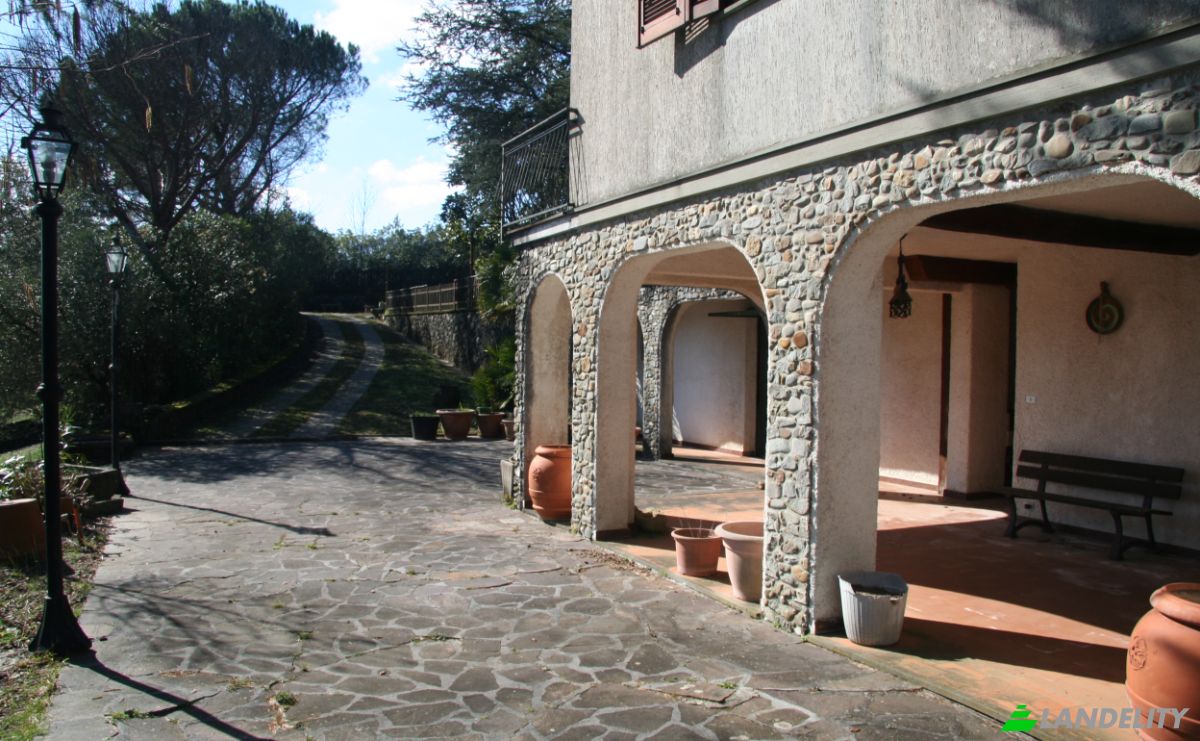 Villa for Sale Case Sparse Calcinara, 19020 Sesta Godano SP, Sesta Godano, Province of La Spezia, Liguria, Italy. Photo 11