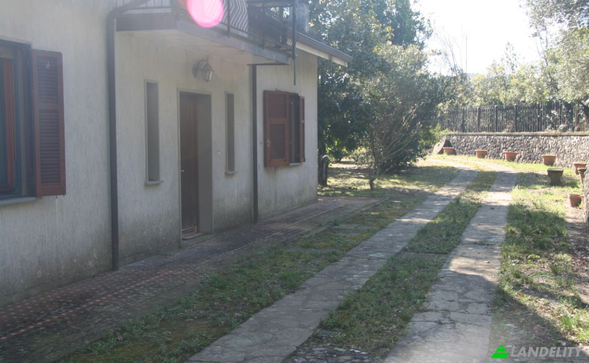 Villa for Sale Case Sparse Calcinara, 19020 Sesta Godano SP, Sesta Godano, Province of La Spezia, Liguria, Italy. Photo 7