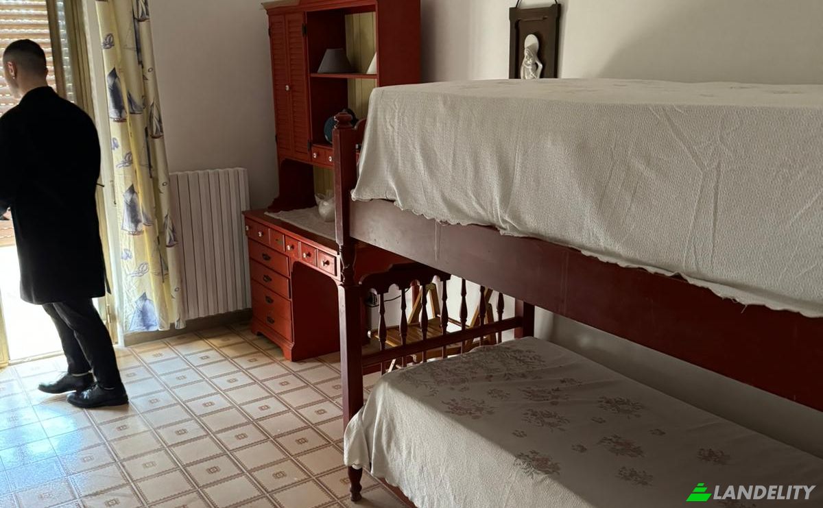 Apartment for Rent Via Buganville, 74122 Taranto TA, Taranto, Province of Taranto, Apulia, Italy. Photo 8