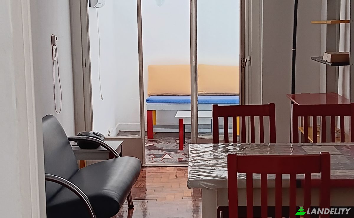 Apartment for Sale Humberto 1 355, C1103 Cdad Autonoma de Buenos Aires, Buenos Aires, Comuna 1, Argentina. Photo 3