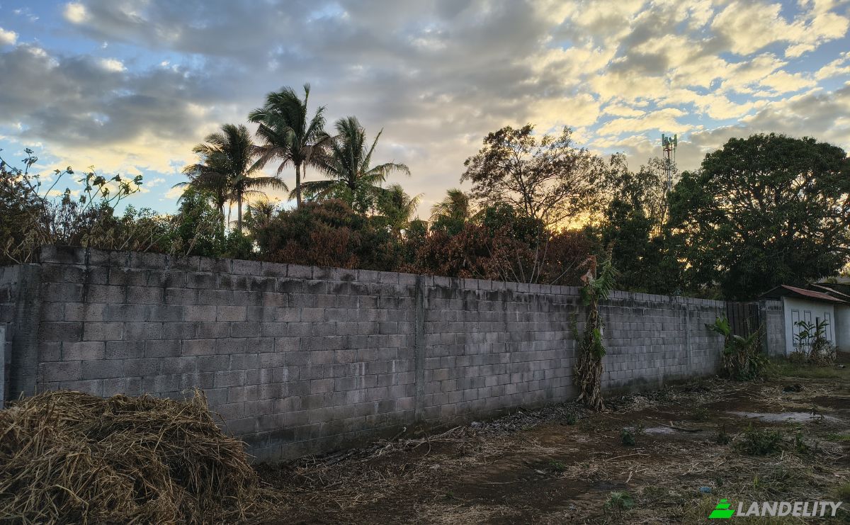 Land Lot for Sale Av Teniente Ricardo Mancia, El Congo, Santa Ana Este, Santa Ana Department, El Salvador. Photo 1