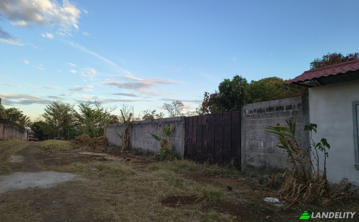 Land Lot for Sale Av Teniente Ricardo Mancia, El Congo, Santa Ana Este, Santa Ana Department, El Salvador. Photo 2