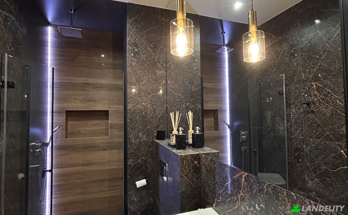 Condo for Sale Swietej Anny 2, 40-422 Katowice, Katowice, Silesian Voivodeship, Poland. Photo 12