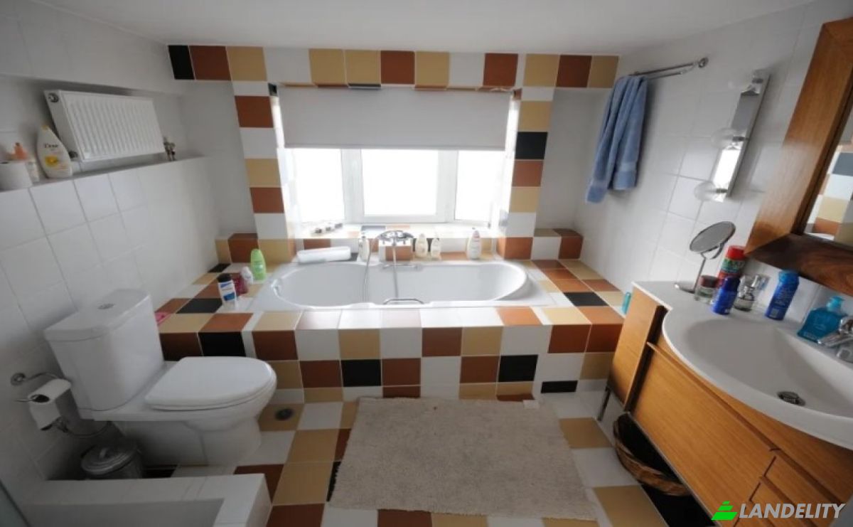Townhouse for Sale Irodotou 6, Pireas 185 38, Piraeus, Attica, Decentralized Administration of Attica, Greece. Photo 10