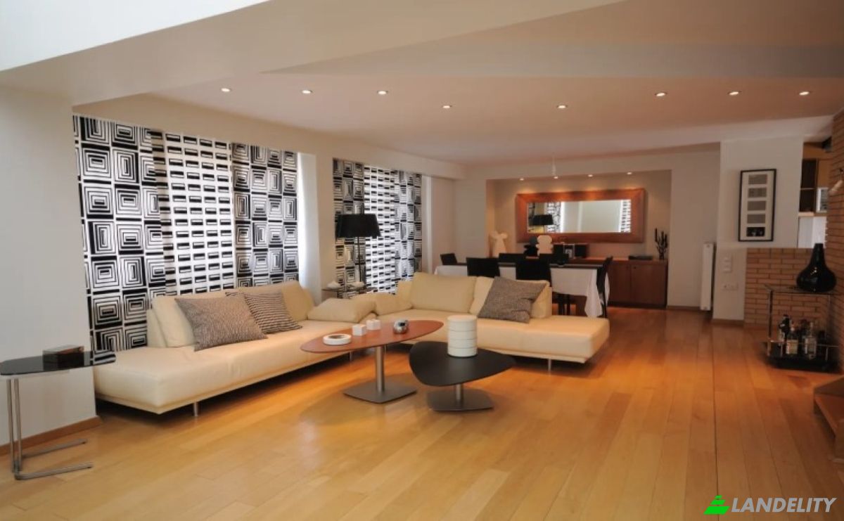 Townhouse for Sale Irodotou 6, Pireas 185 38, Piraeus, Attica, Decentralized Administration of Attica, Greece. Photo 3
