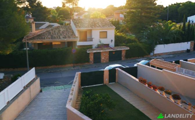 Apartments for Sale Calle Pablo Neruda. Photo#12 Apartments for Sale Calle Pablo Neruda. Photo#12