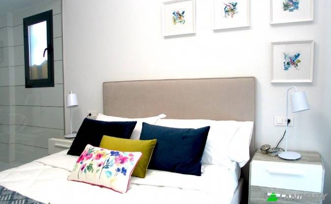 Apartments for Sale Plaça las Mojadas. Photo#5 Apartments for Sale Plaça las Mojadas. Photo#5