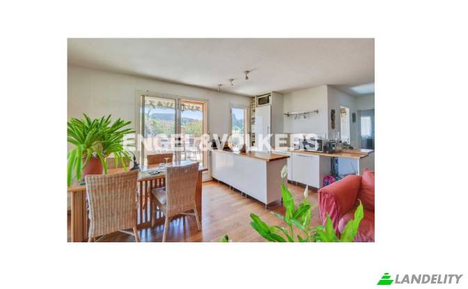 Apartment for Sale Av Commandant Bret. Photo#2
