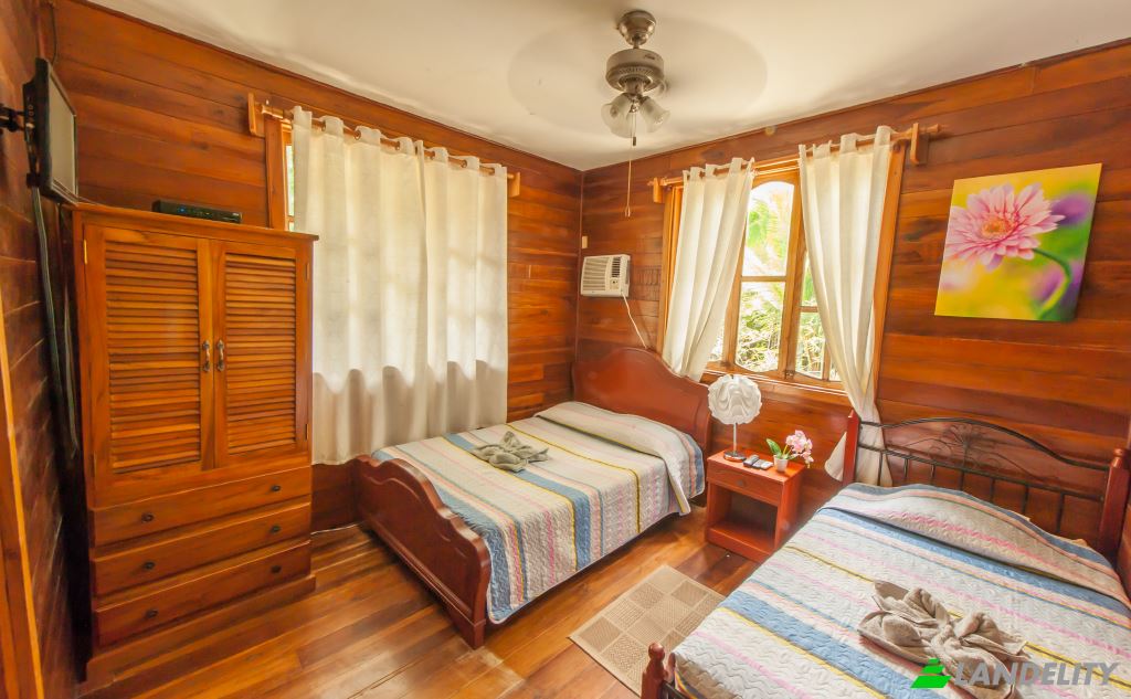 Land/Lot for Sale Camino de Carenero, Bocas del Toro, Bocas del Toro District, Bocas del Toro Province, Panama. Photo 4