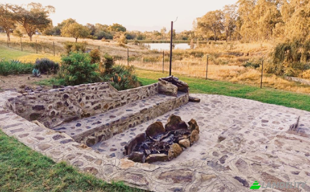 Single Family Home for Sale Boons, Bojanala Platinum District Municipality, North West, South Africa. Photo 2