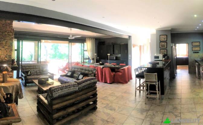 House for Sale Zwartkloof Private Rd, Bela-Bela. Photo#4 House for Sale Zwartkloof Private Rd, Bela-Bela. Photo#4