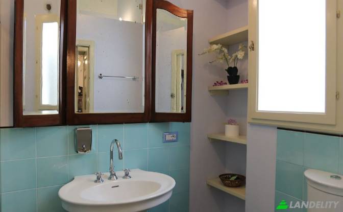 House for Sale Via Principe di Carignano. Photo#6 House for Sale Via Principe di Carignano. Photo#6