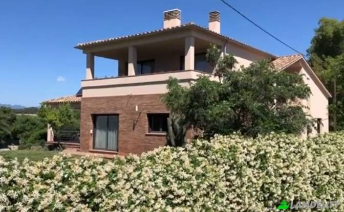 House for Sale Carrer Comes, 17476 Santa Eulàlia. Photo#7 House for Sale Carrer Comes, 17476 Santa Eulàlia. Photo#7