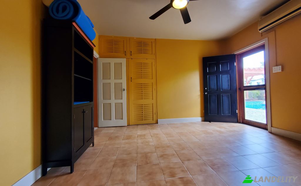 Single Family Home for Sale Contrabando Cove, Consejo, Corozal District, Belize. Photo 12