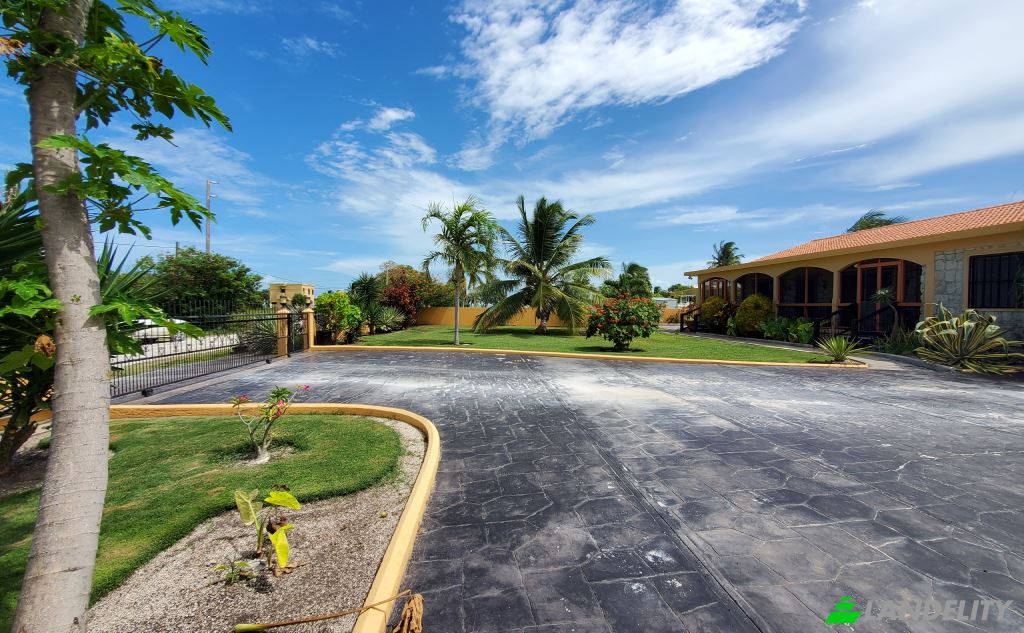 Single Family Home for Sale Contrabando Cove, Consejo, Corozal District, Belize. Photo 6