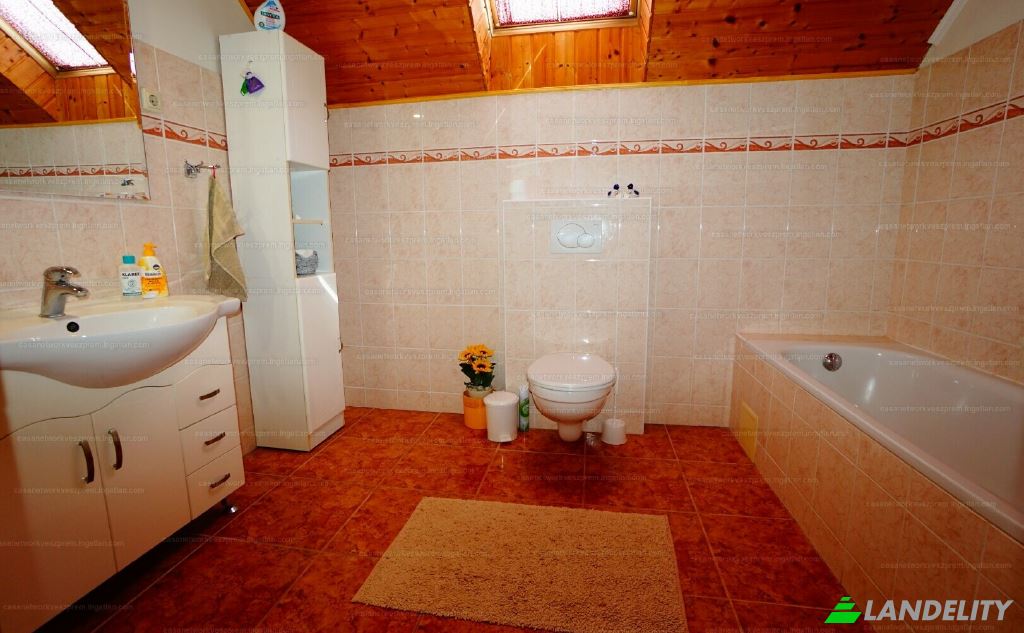 Односімейний будинок продаж Aszofo, Balatonfured District, Veszprem, Hungary, Kobolkuti ut. Фото 3