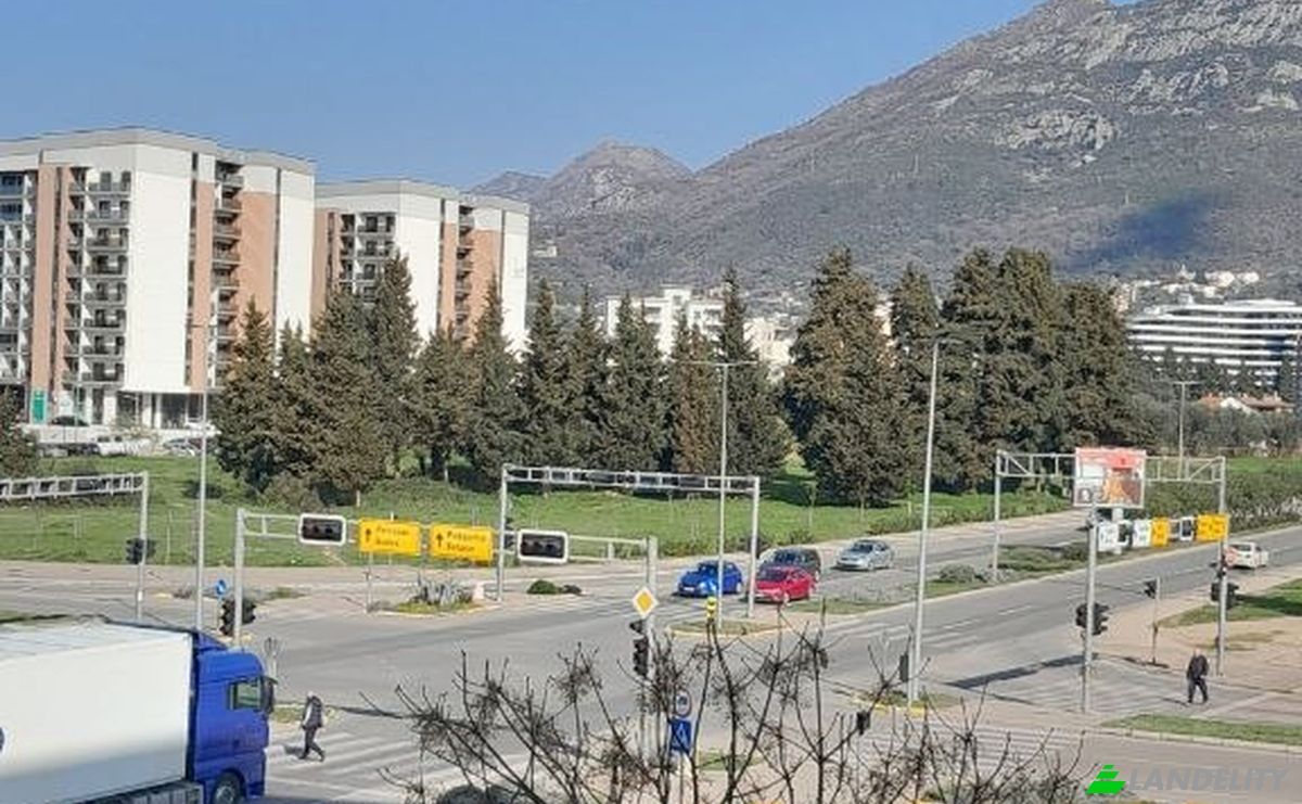 Apartment for Sale a1 Bulevar Revolucije, Bar, Bar Municipality, Montenegro. Photo 2