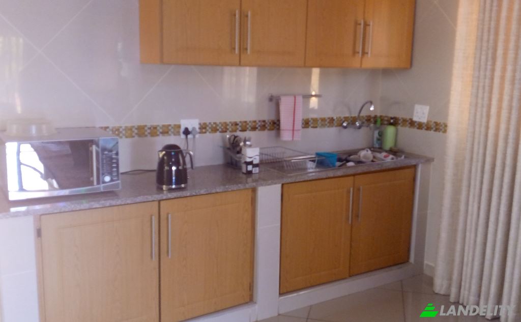 Single Family Home for Sale Marili Ave, Val-De-Grace, Pretoria, City of Tshwane Metropolitan Municipality, Gauteng, South Africa. Photo 11