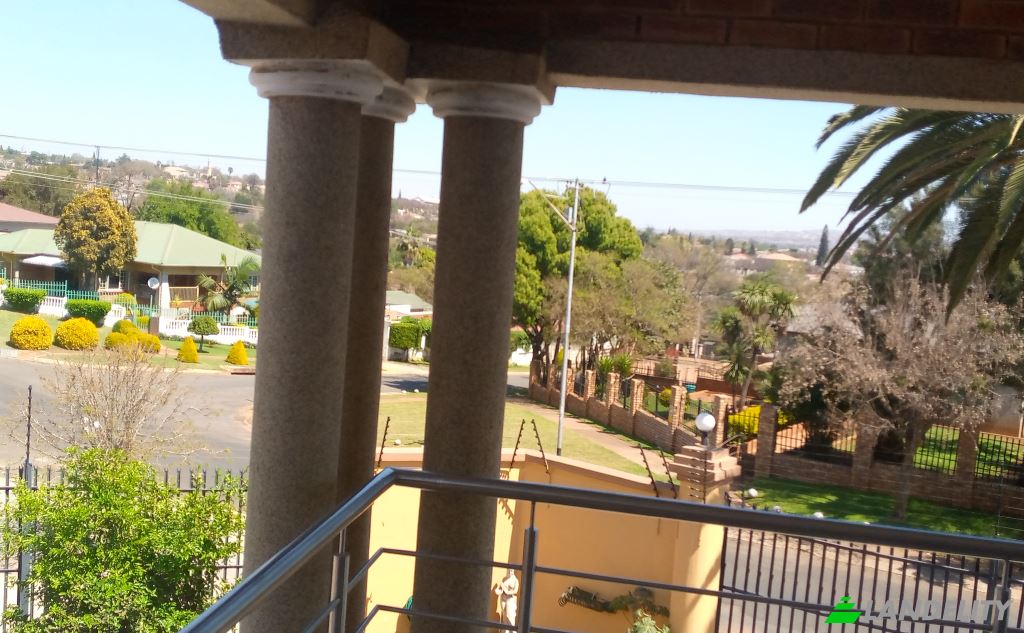 Single Family Home for Sale Marili Ave, Val-De-Grace, Pretoria, City of Tshwane Metropolitan Municipality, Gauteng, South Africa. Photo 16