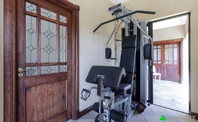 Single Family Home for Sale Mart Pl. Photo#16