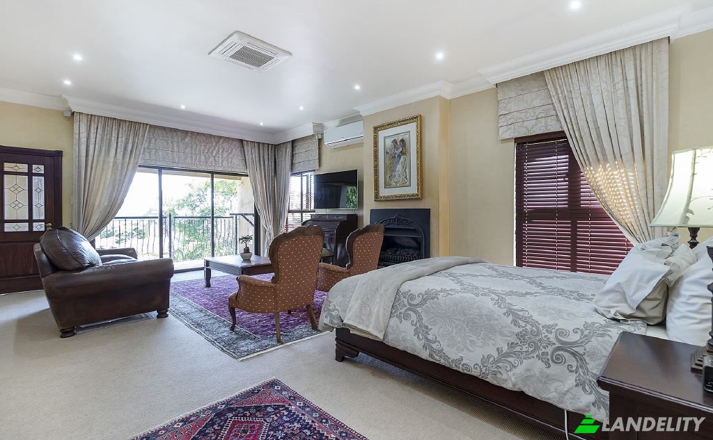 Single Family Home for Sale Mart Pl, Waterkloof Ridge, Pretoria, City of Tshwane Metropolitan Municipality, Gauteng, South Africa. Photo 19