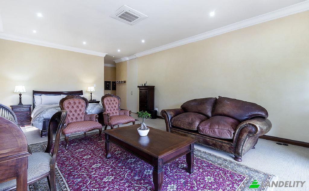 Single Family Home for Sale Mart Pl, Waterkloof Ridge, Pretoria, City of Tshwane Metropolitan Municipality, Gauteng, South Africa. Photo 20