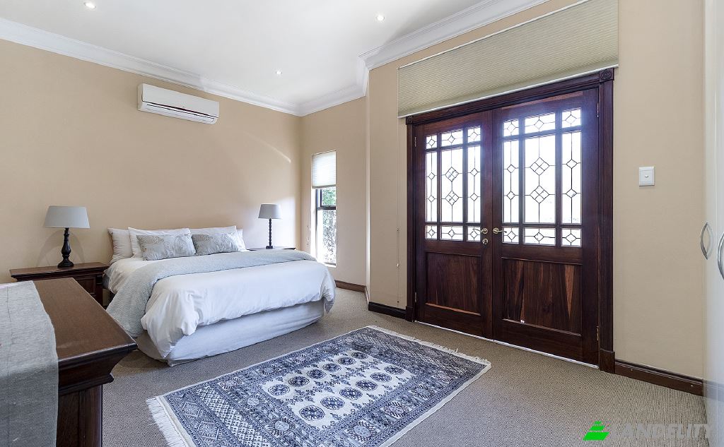 Single Family Home for Sale Mart Pl, Waterkloof Ridge, Pretoria, City of Tshwane Metropolitan Municipality, Gauteng, South Africa. Photo 21