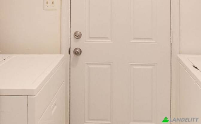 Single Family Home for Rent Mockingbird Cir. Photo#4