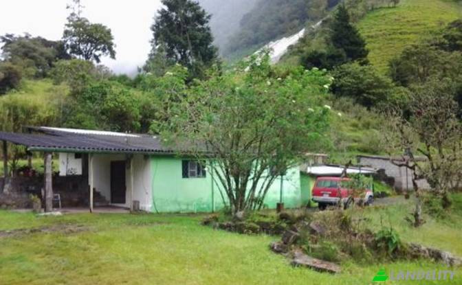 Single Family Home for Sale Via sin nombre, Banos. Photo#3 Single Family Home for Sale Via sin nombre, Banos. Photo#3