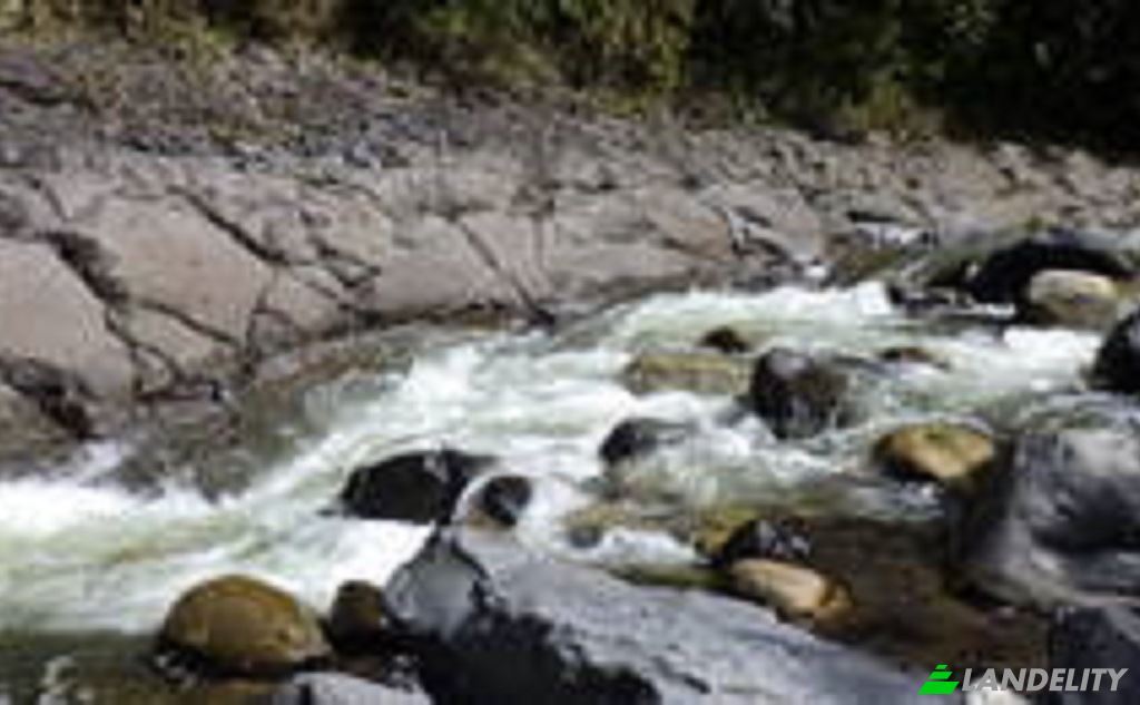 Single Family Home for Sale Via sin nombre, Banos, Banos Canton, Tungurahua, Ecuador. Photo 4