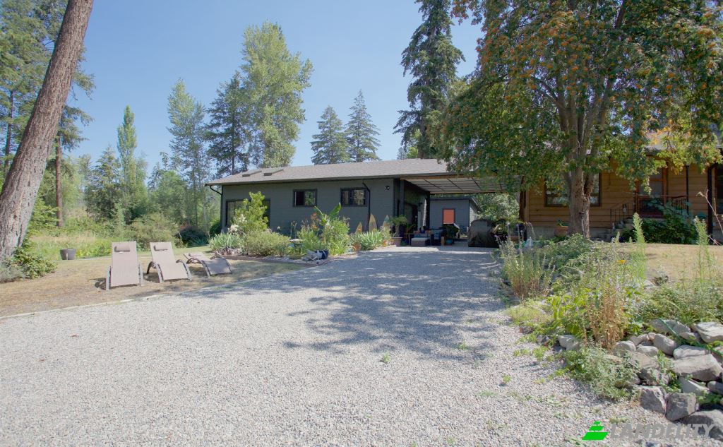 Single Family Home for Sale Hall Rd, Kelowna, Central Okanagan, British Columbia, Canada. Photo 1