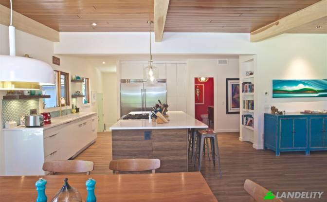 Single Family Home for Sale Hall Rd, Kelowna. Photo#11 Single Family Home for Sale Hall Rd, Kelowna. Photo#11