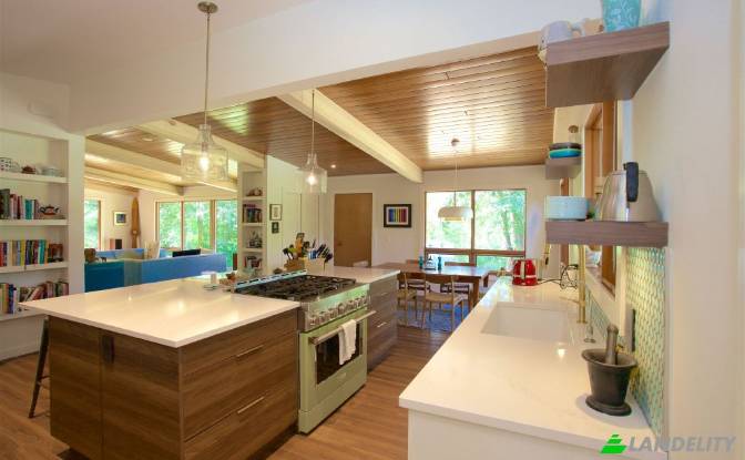 Single Family Home for Sale Hall Rd, Kelowna. Photo#16 Single Family Home for Sale Hall Rd, Kelowna. Photo#16