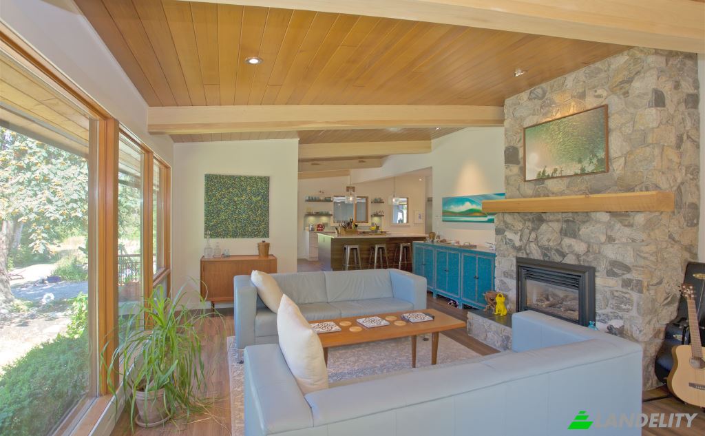 Single Family Home for Sale Hall Rd, Kelowna, Central Okanagan, British Columbia, Canada. Photo 9